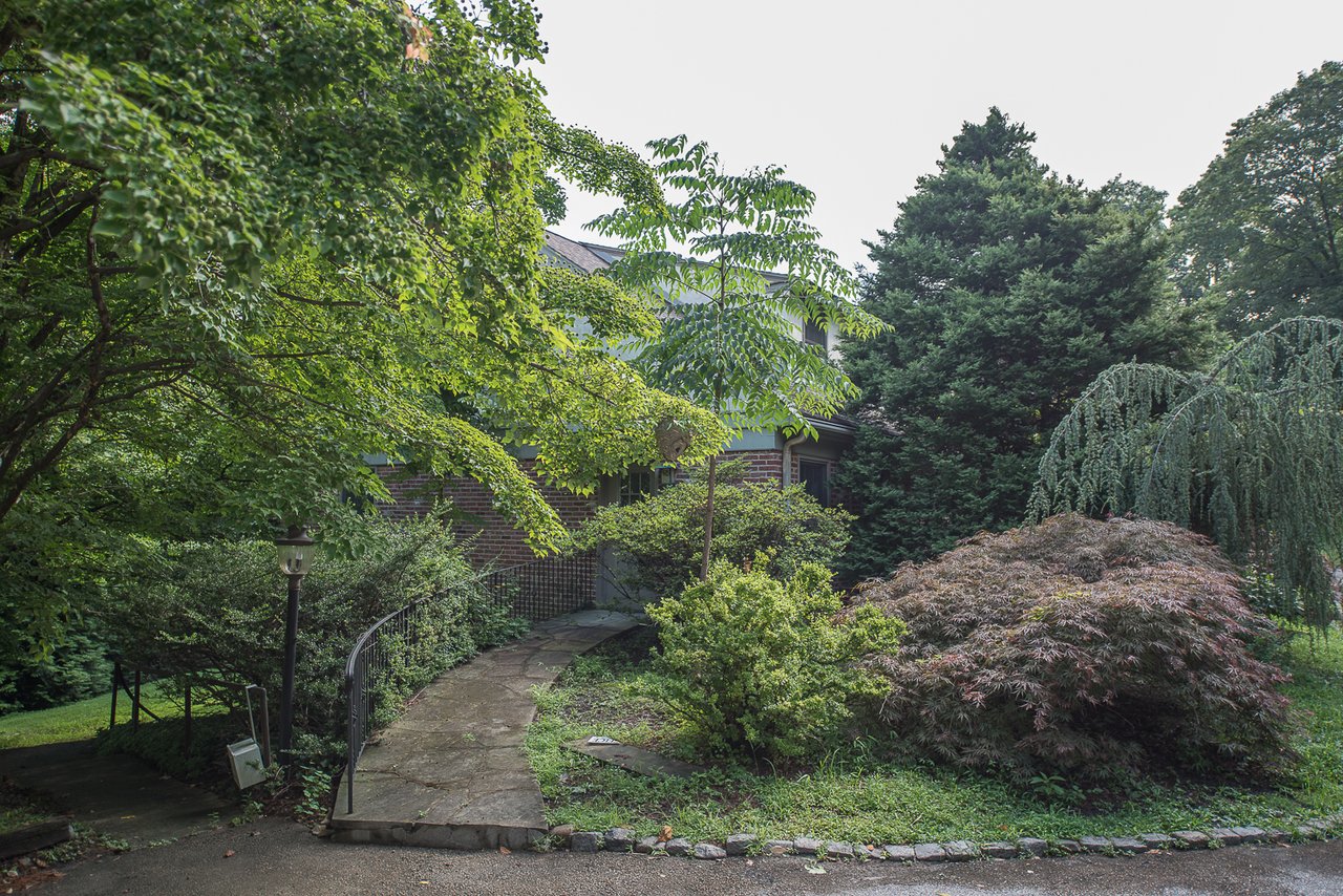 1115 Rose Glen Rd