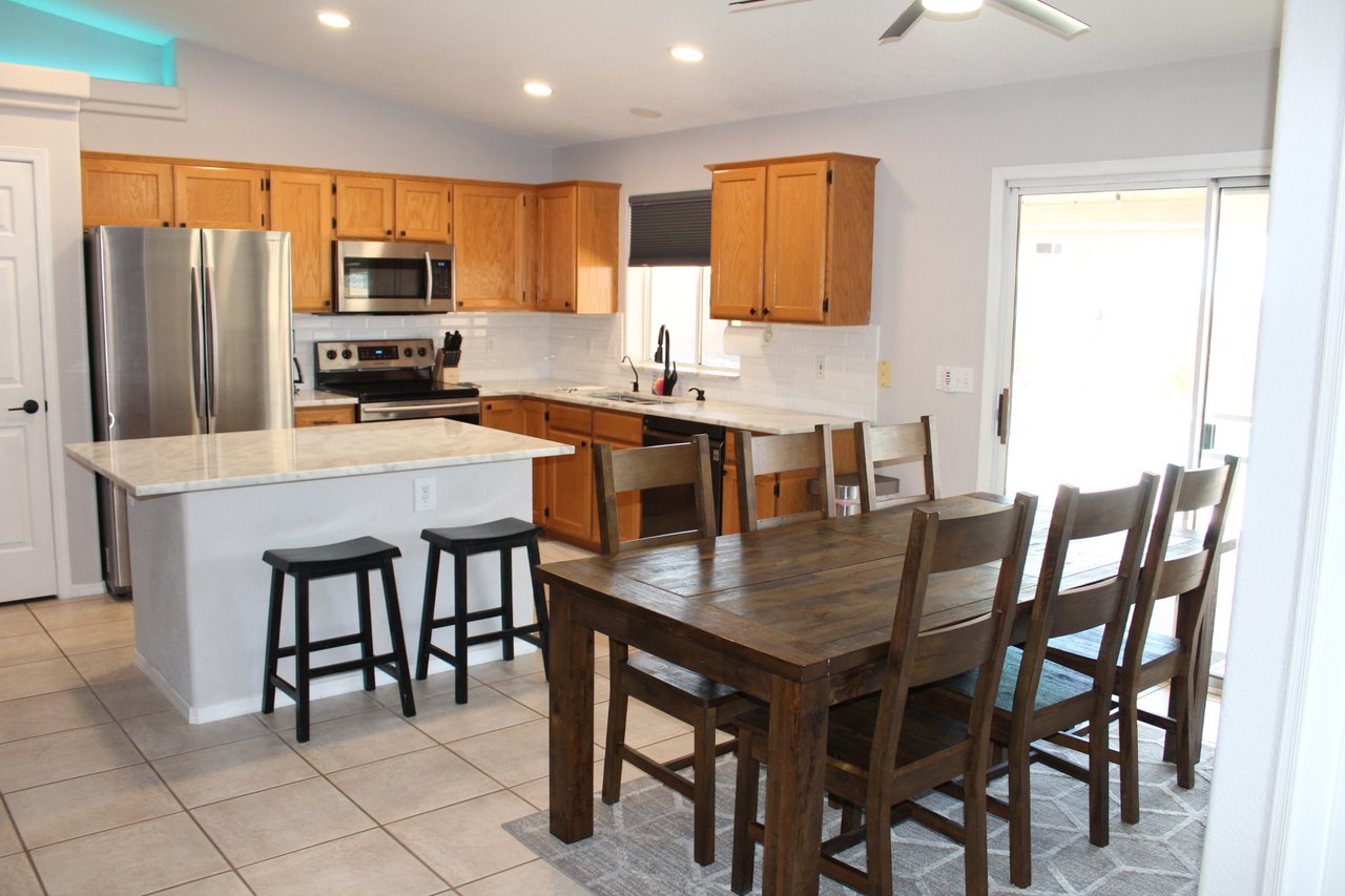 3757 Hiawatha Dr
