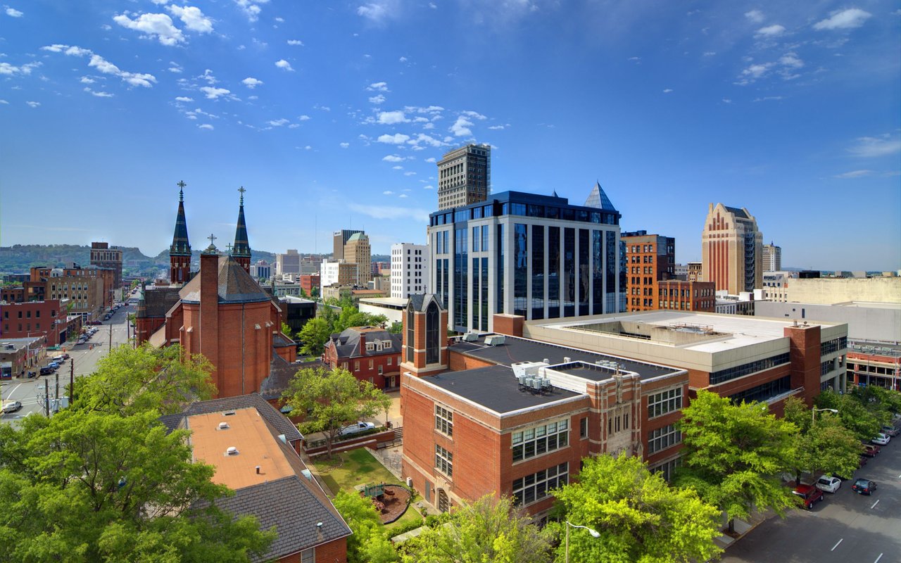 Explore Alabama Neighborhoods | CRE Residential LLC