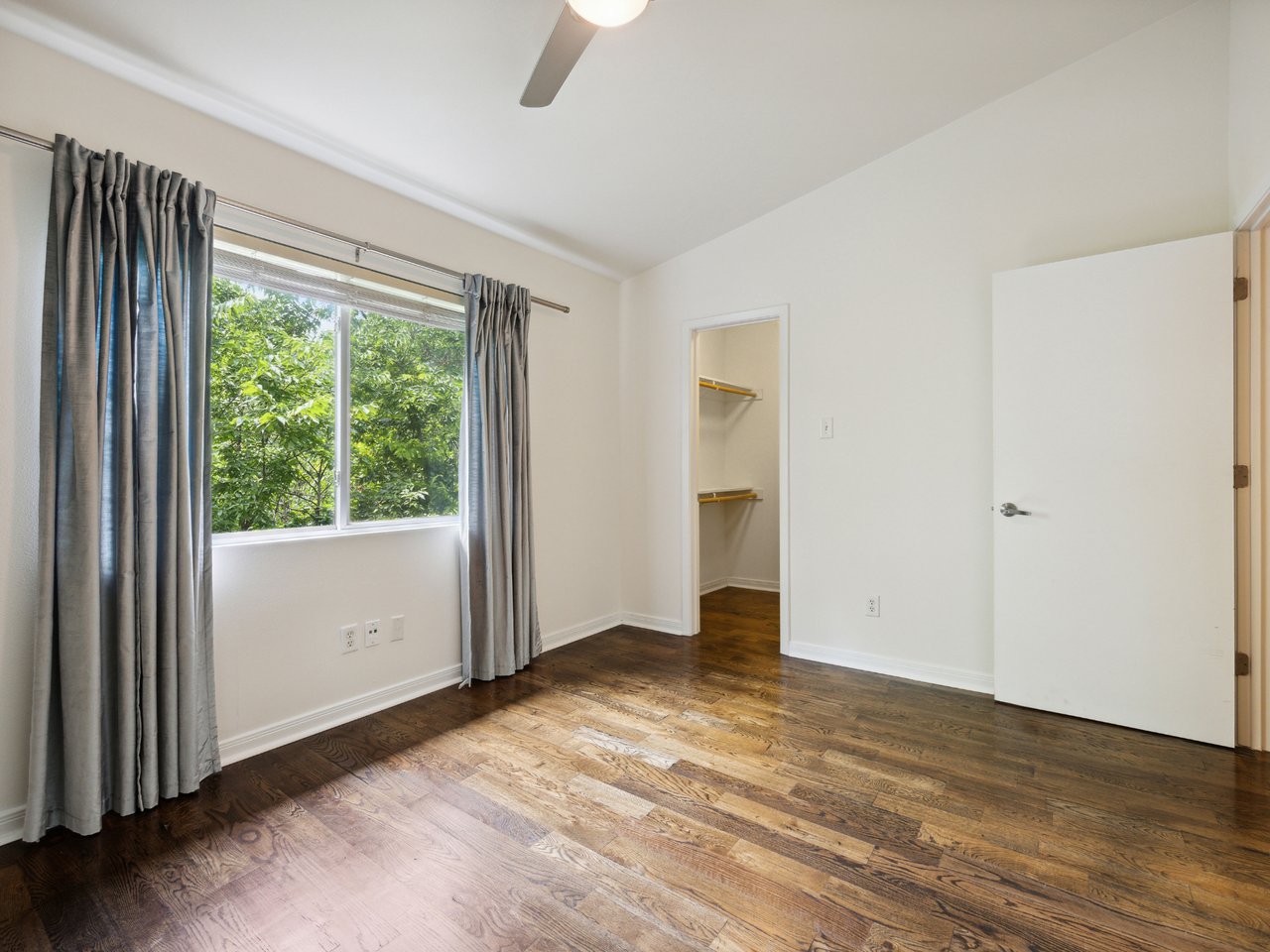 1503 W. 9th Street #204
