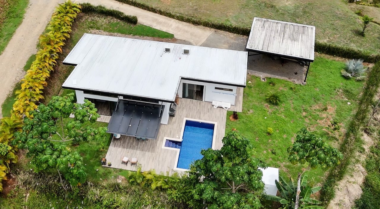 Mountain View 3 Bedroom Home in Toucan Gated Community