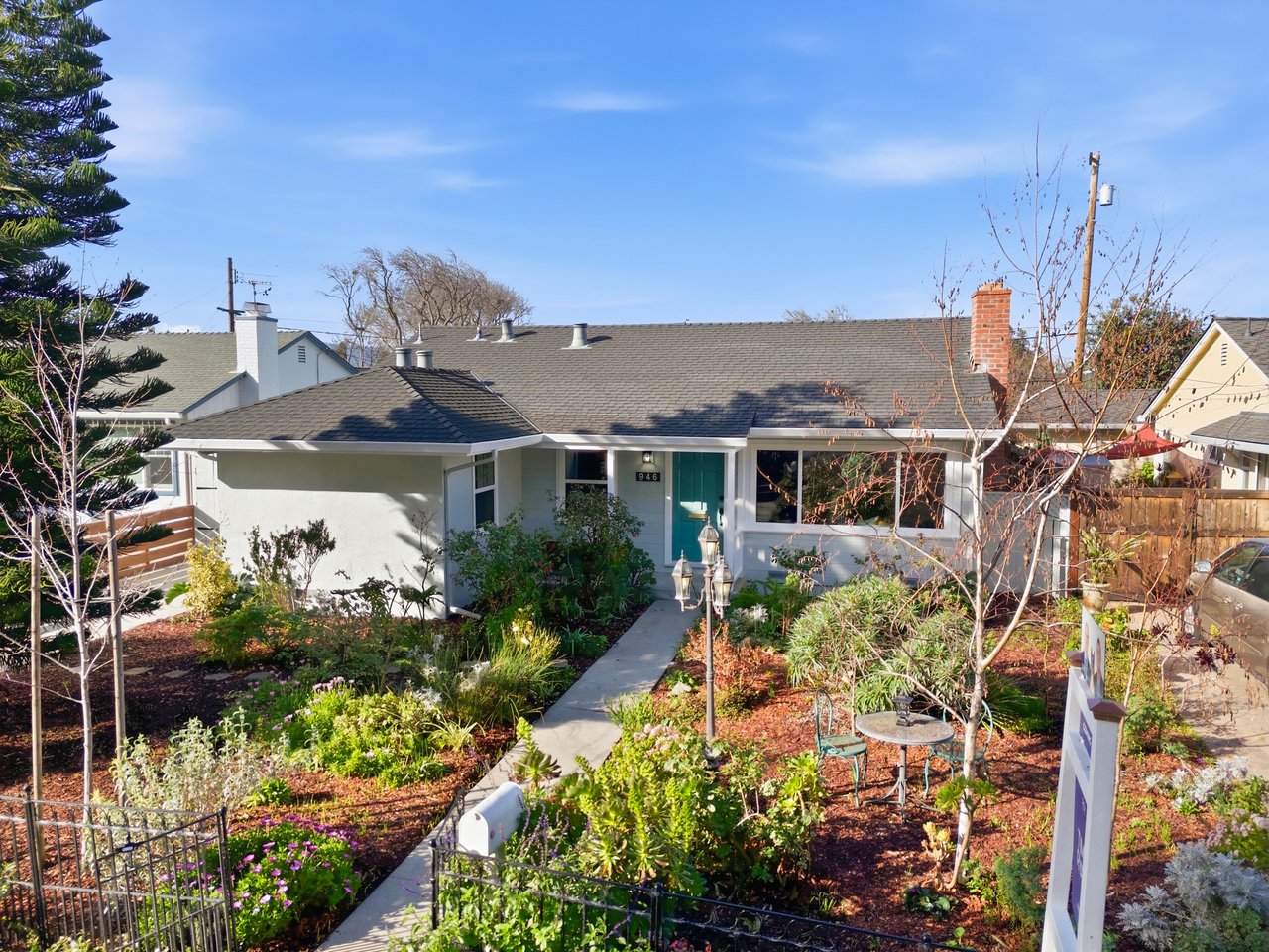 946 Los Padres Boulevard