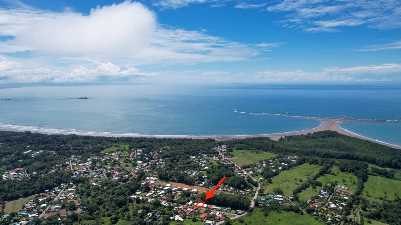 Immaculate 3-Bedroom Home with Pool Near Marino Ballena National Park