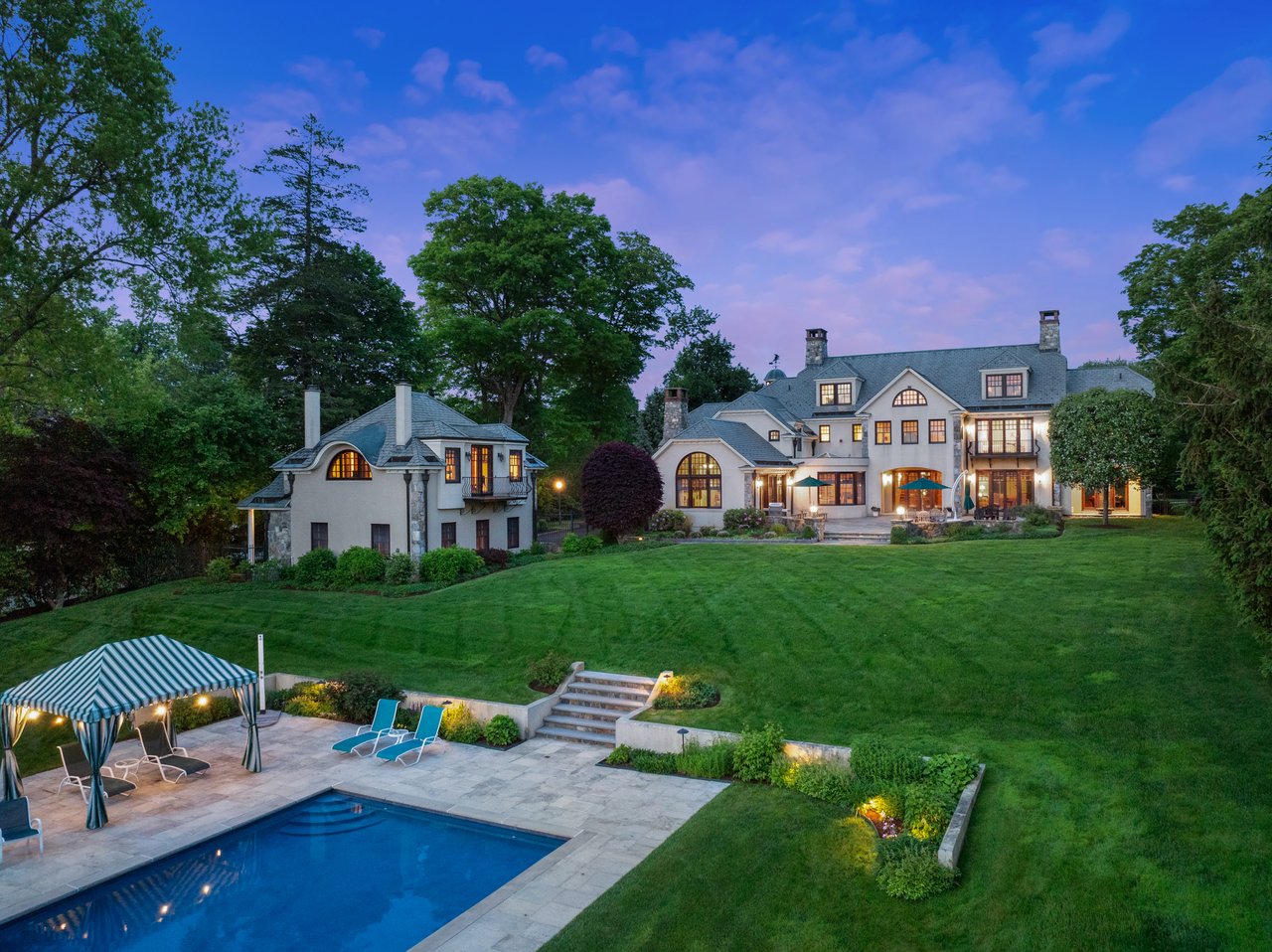 61 High Ridge Ave Ridgefield, CT
