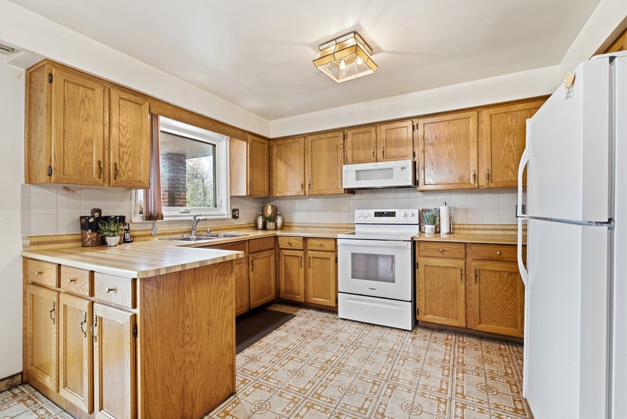 3 Morbank Drive