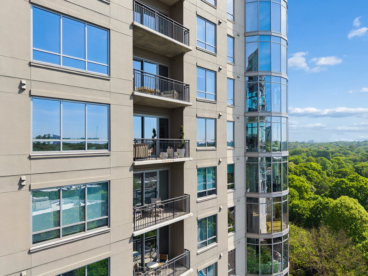 222 12th Street NE Unit 2105