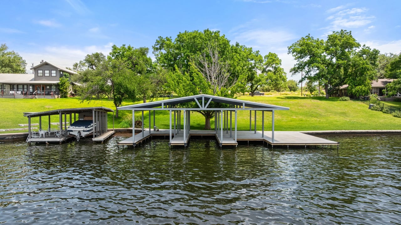 1514 Williams Lakeshore
