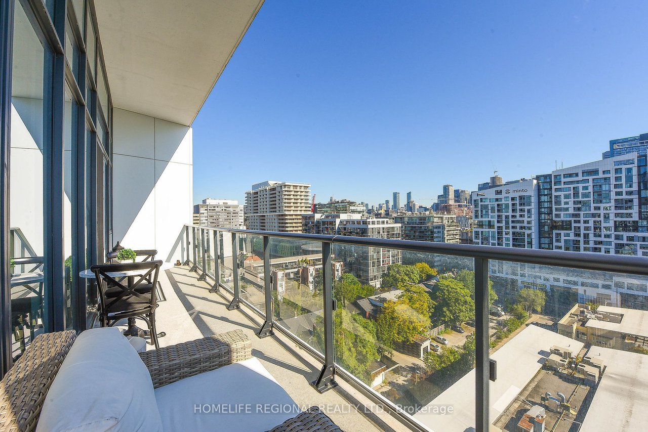 WEST CONDOS PENTHOUSE 