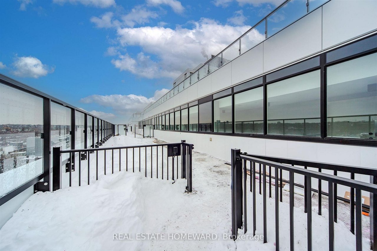 PENTHOUSE BY THE BEACHES 