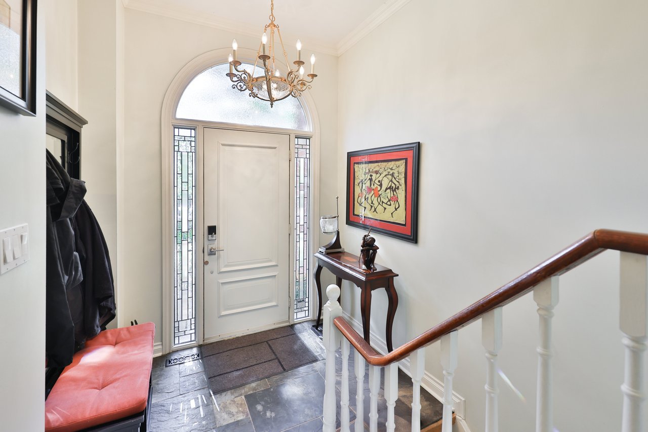 68 Tradewind Drive, Oakville
