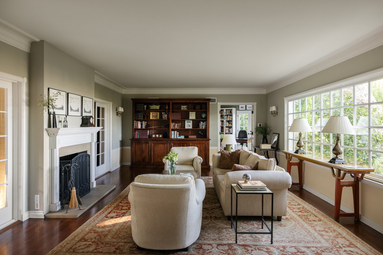 2423 Nottingham Avenue