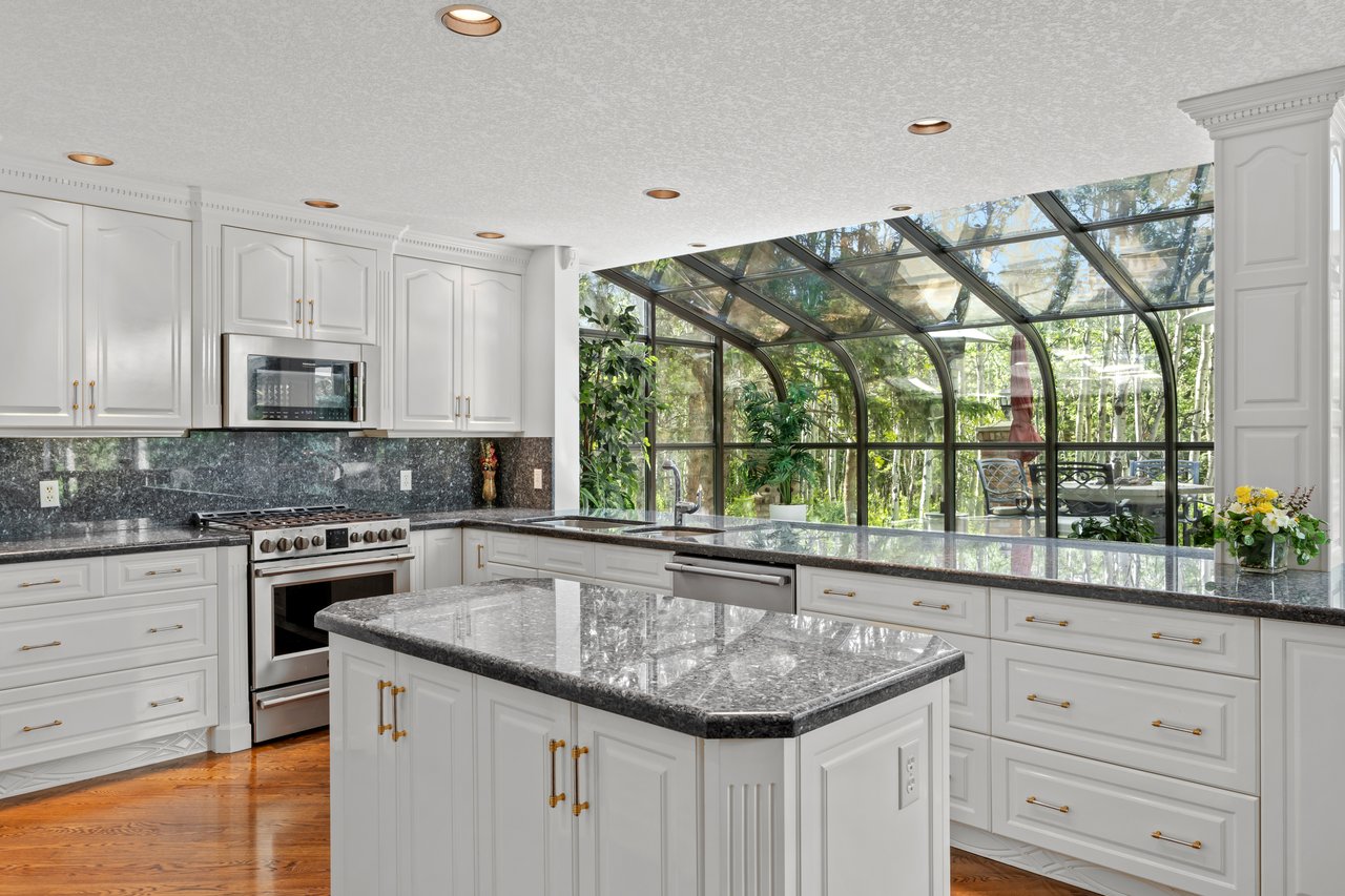 7 Biggar Heights Bay