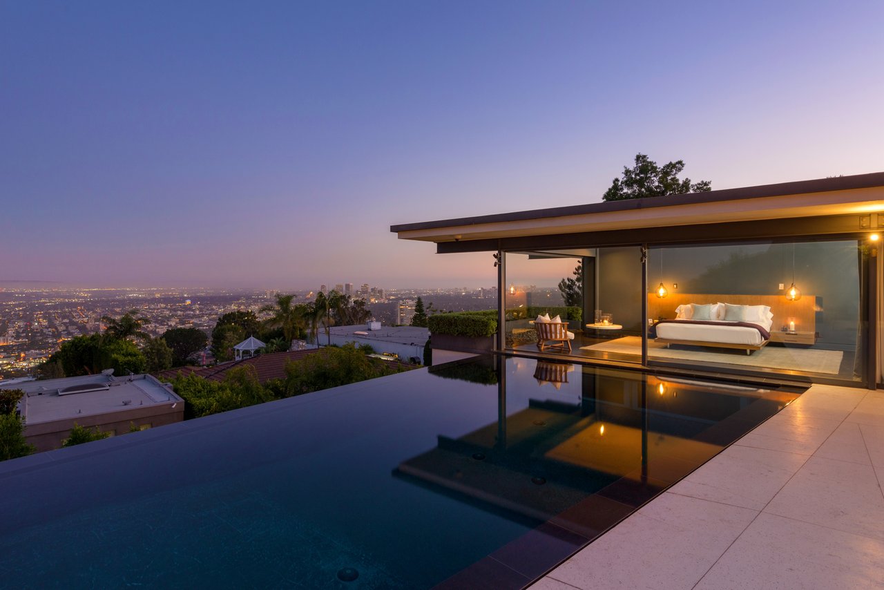 9010 Hopen Place, Sunset Strip