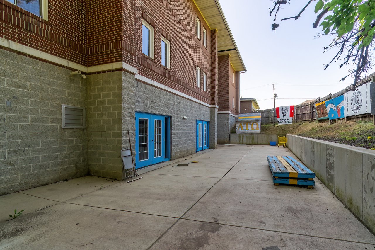 Ball State Greek House Goes to Public Auction