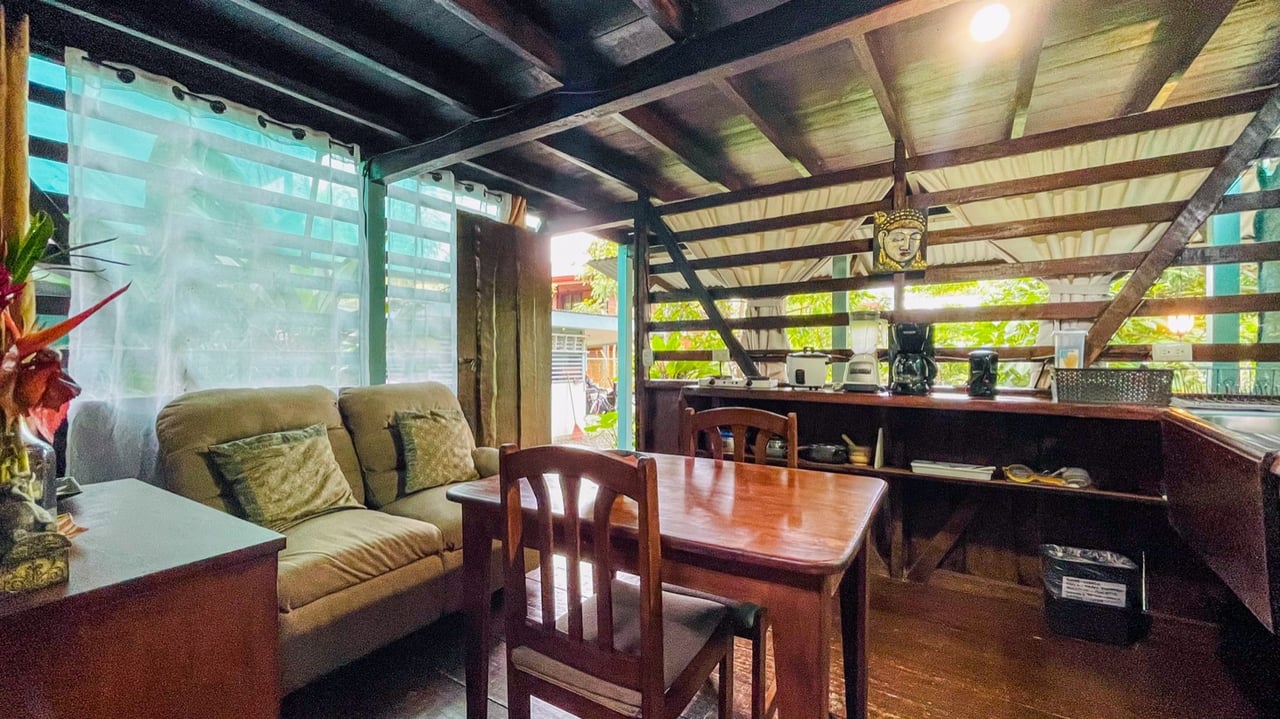Investment Opportunity! Eco-Friendly Rental Property Near Playa Chaman and Playa Colonia