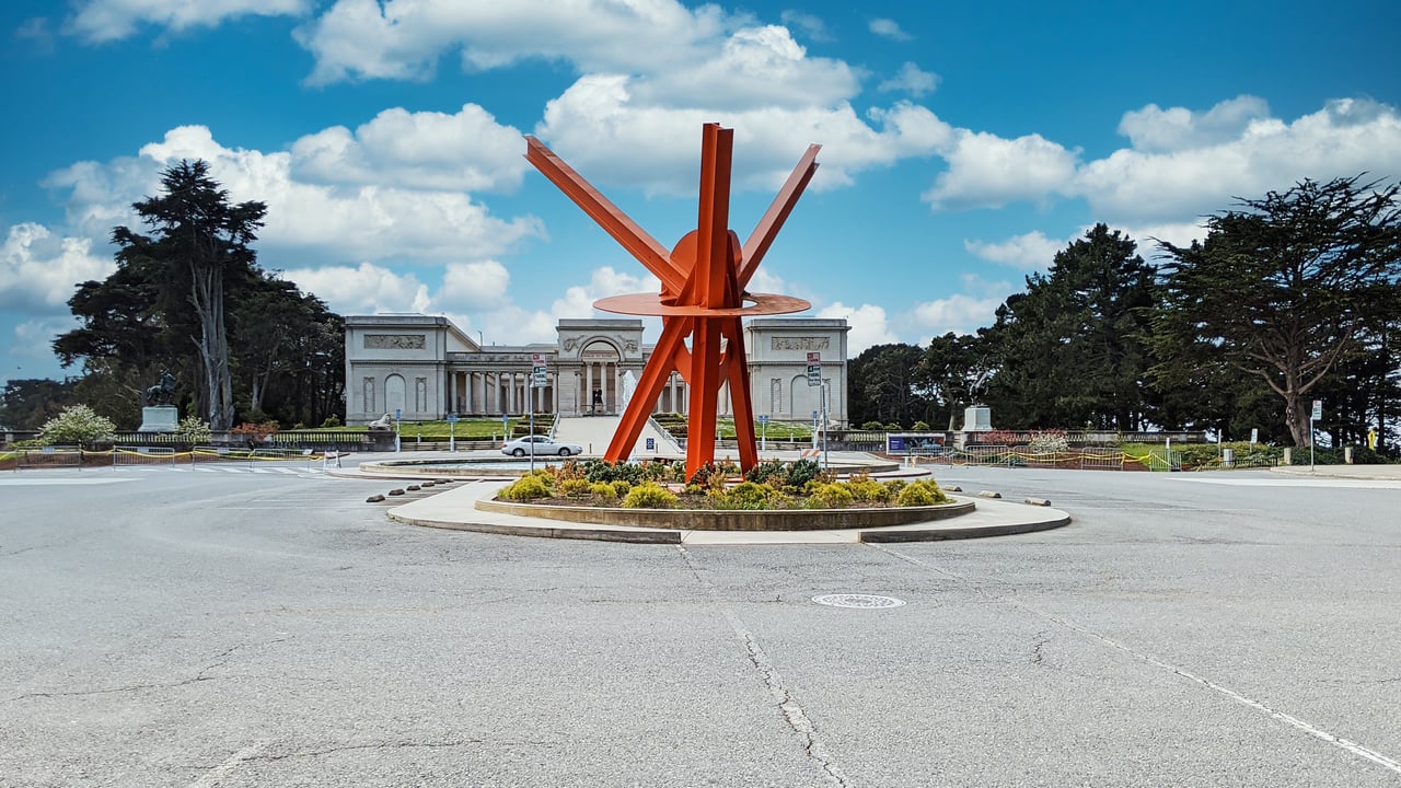 Sculpture in front of the Palace of the Legion of Honor