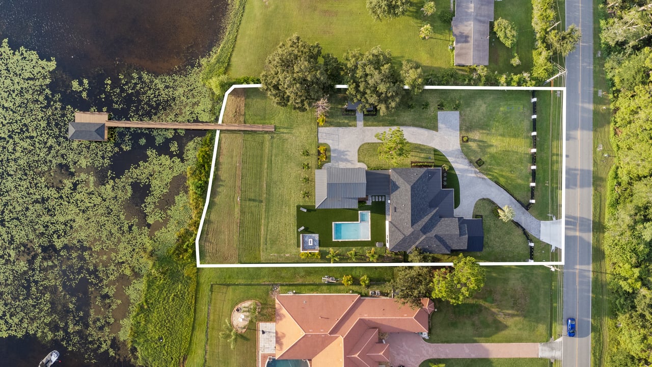 7706 Ficquette Rd- Windermere