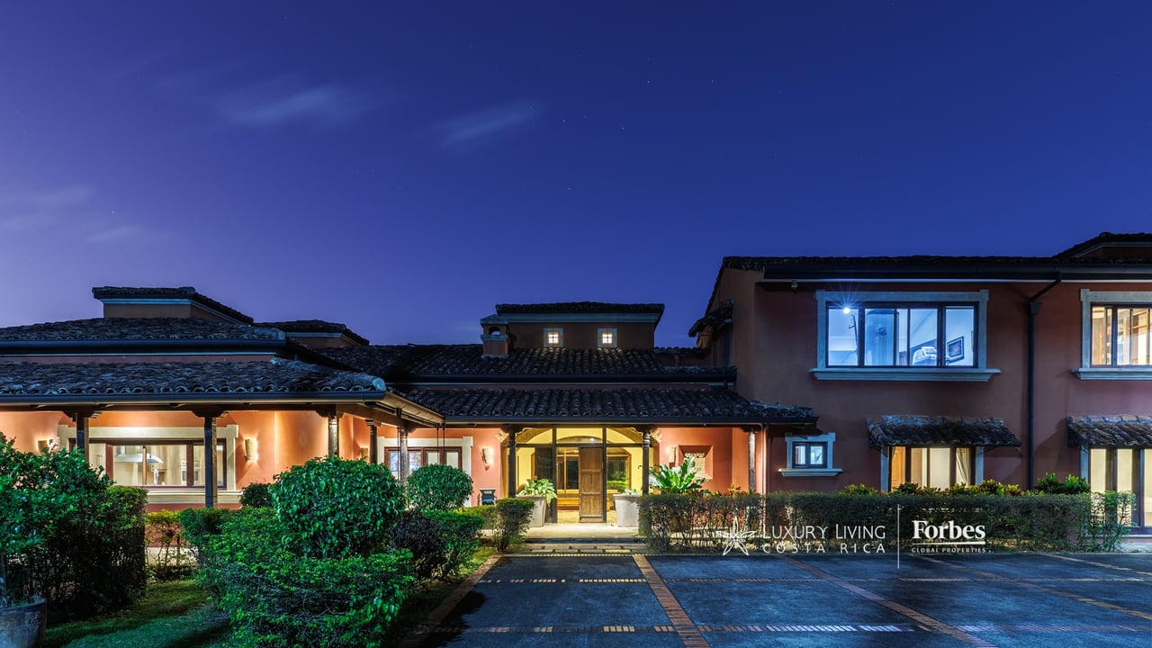 19759 - Luxury Hacienda Estate for Sale in Santa Ana | Villa Artesana