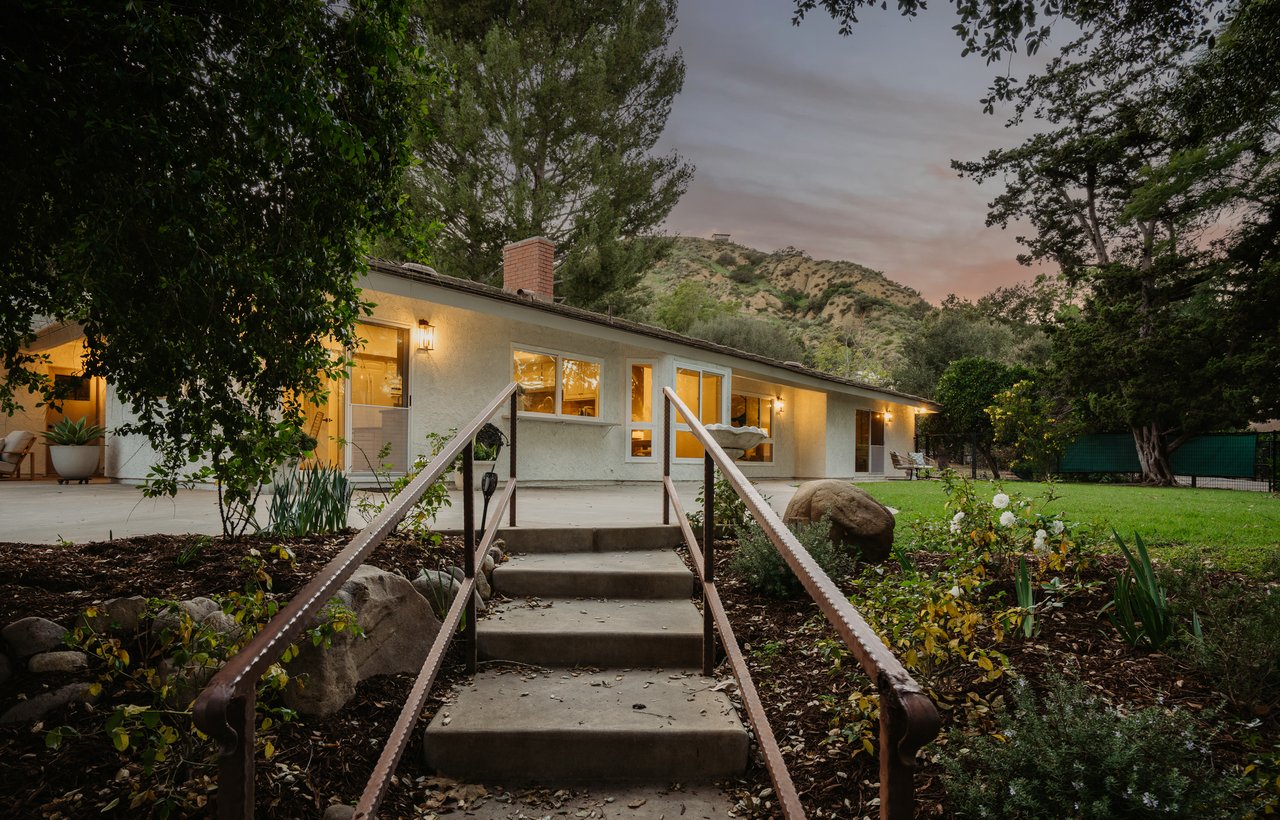 7817 E. Sandberg Lane