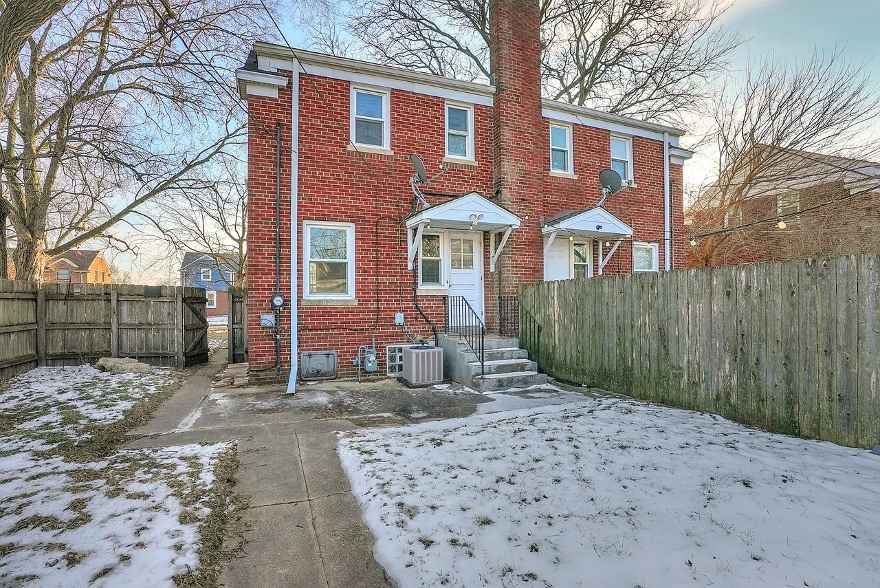 8206-8208 Highland Pl, Munster, IN