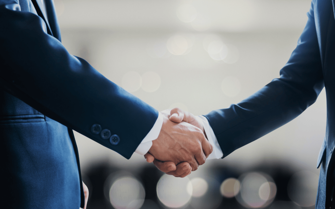 7 Real Estate Negotiation Tactics That Work