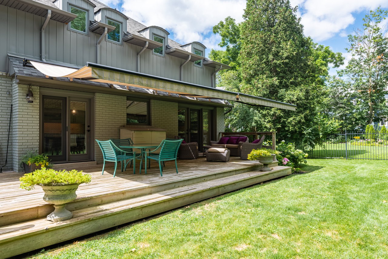 2267 Cedarberry Court, Oakville