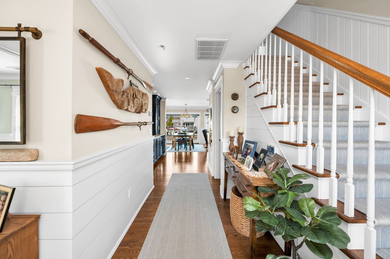 Exclusive Curtis Point Home with Pool