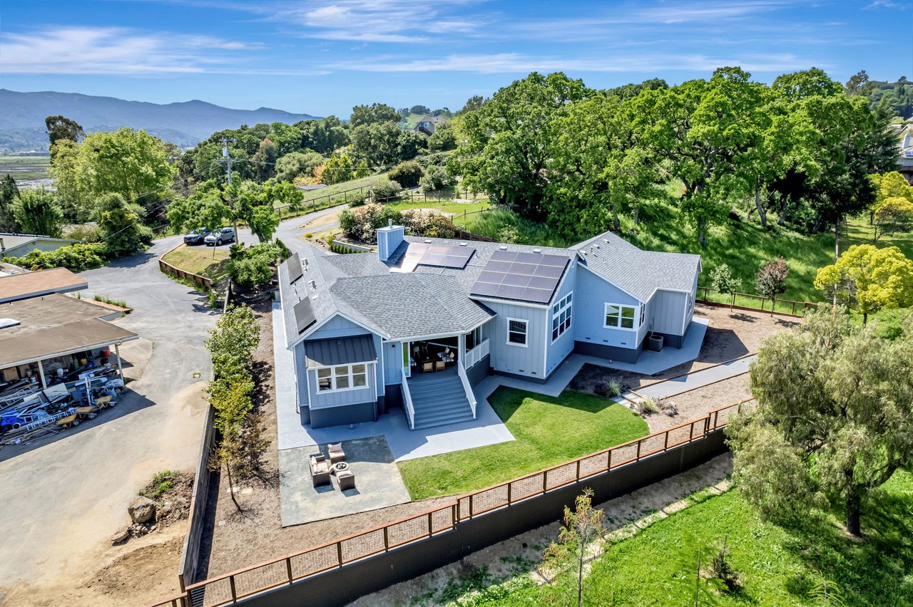 12 Rose Ct Novato