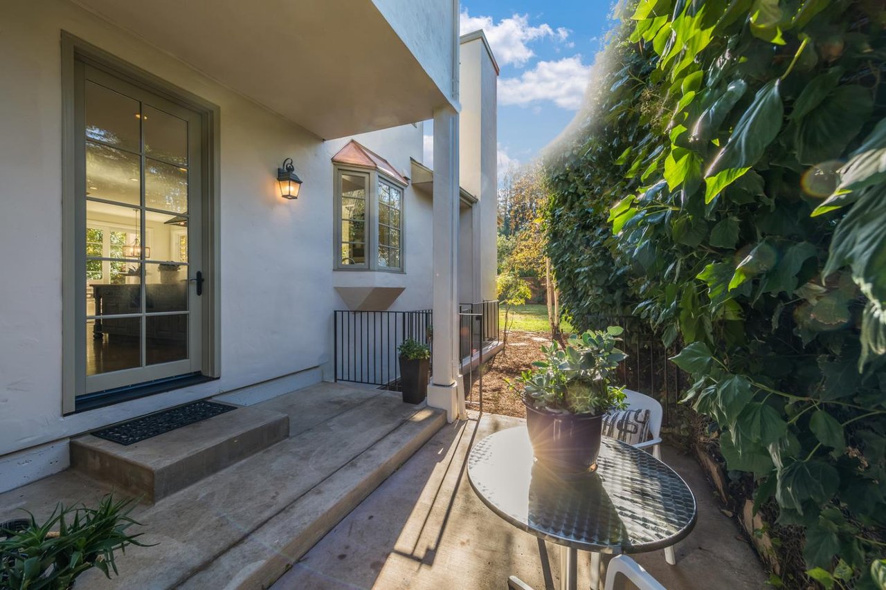 625 Cotton Street