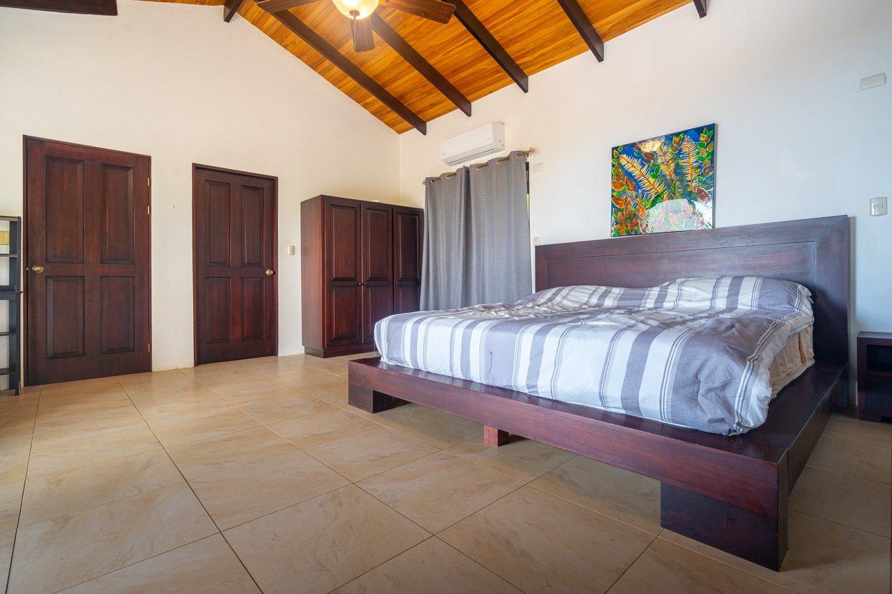 3 Bedroom home in Cinco Ventanas with Incredible Ocean View!