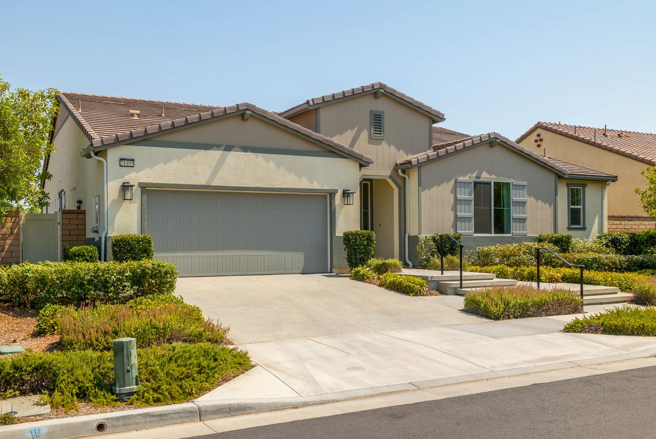 24405 Arroyo Dr
