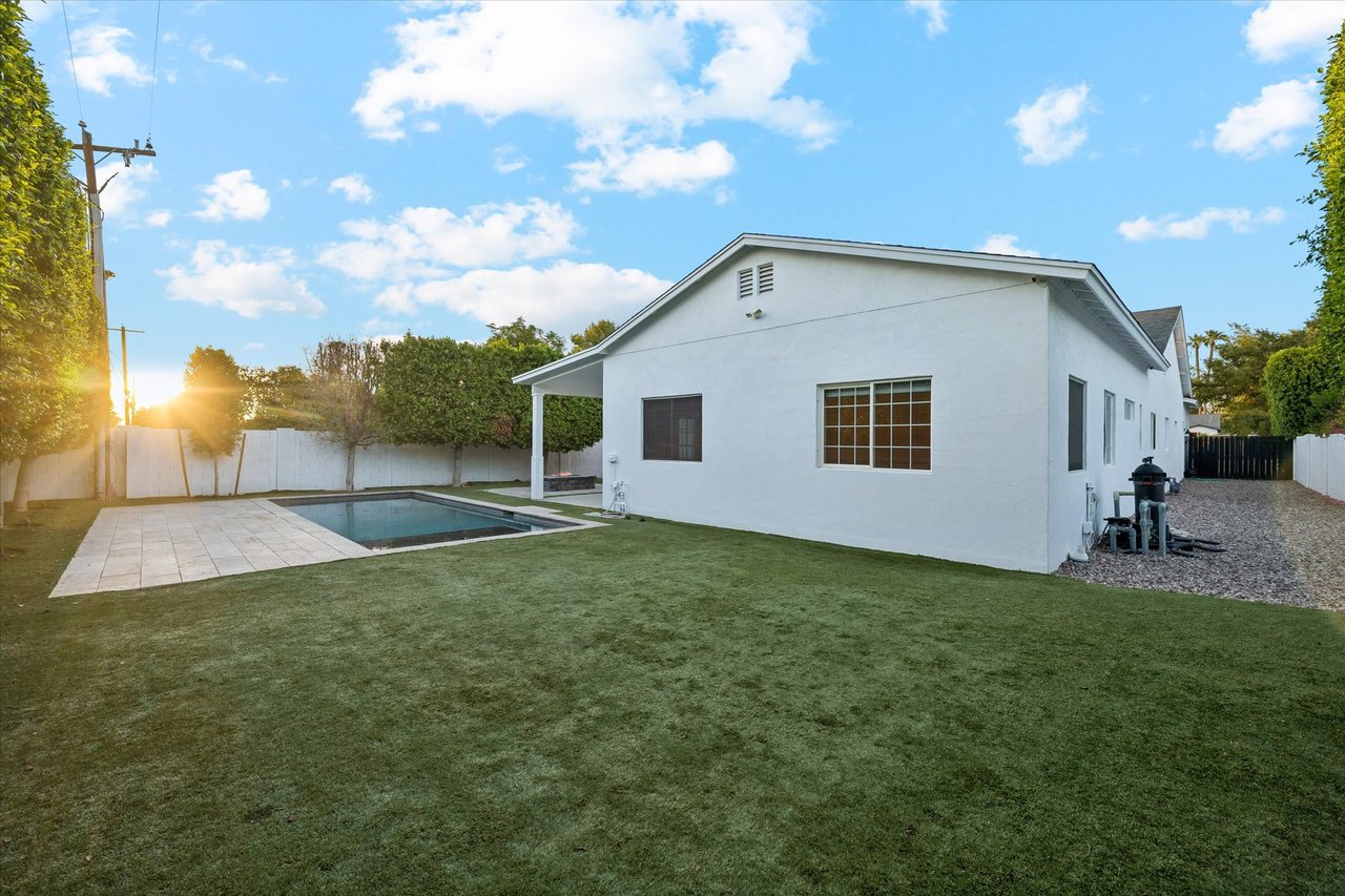 4311 E Earll Drive