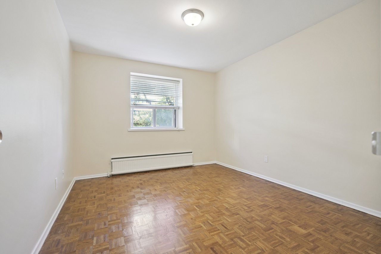 2 Bedroom Main Floor Unit in the Heart of Port Credit