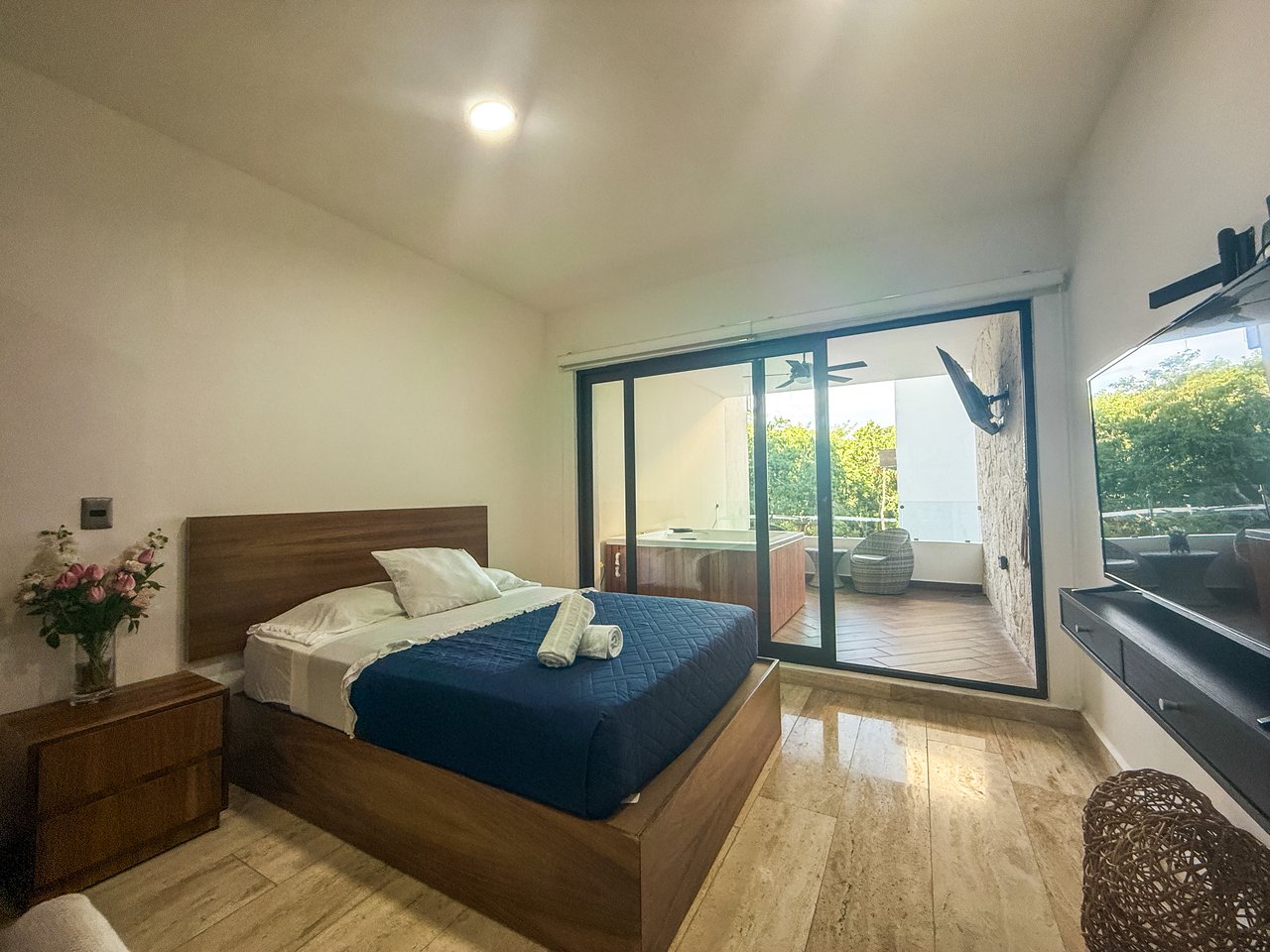 Studio Naia  | Incredible Price