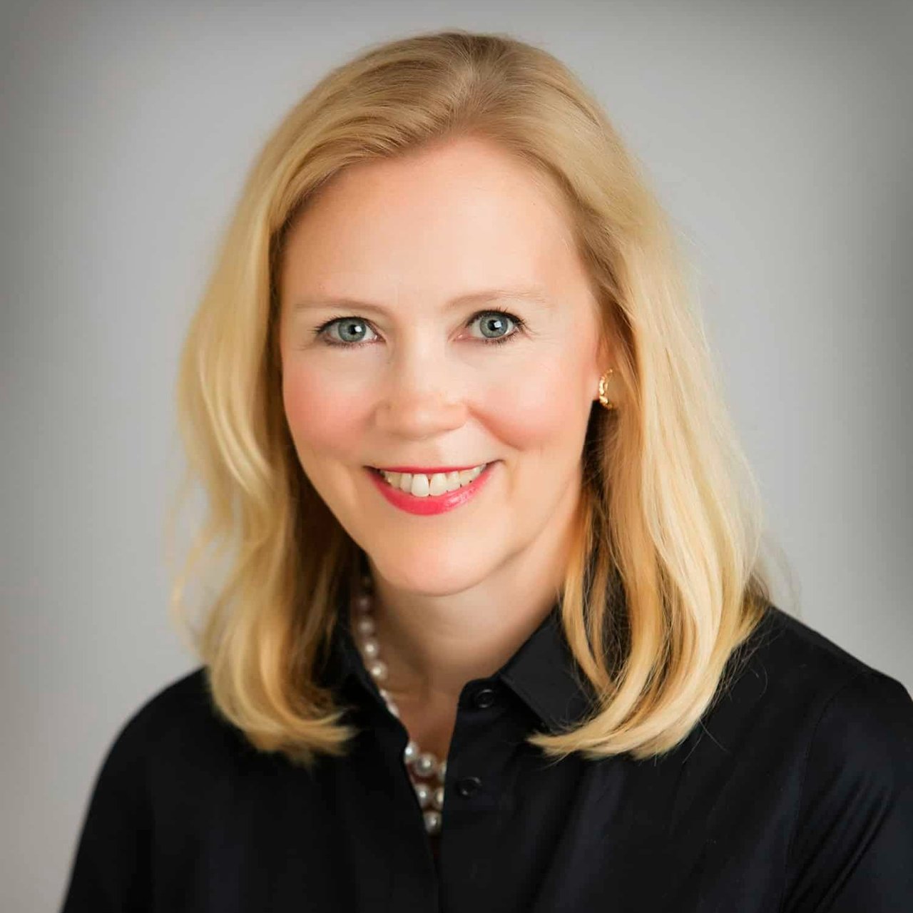 Ruth Storrie San Antonio, TX Real Estate Agent Headshot