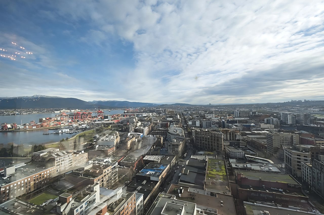 108 W Cordova St, #2704