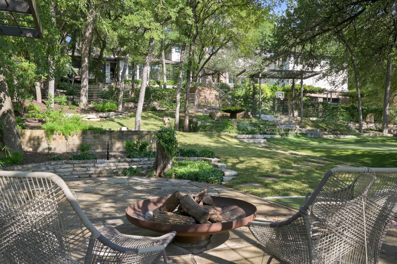 2406 Pemberton Pkwy