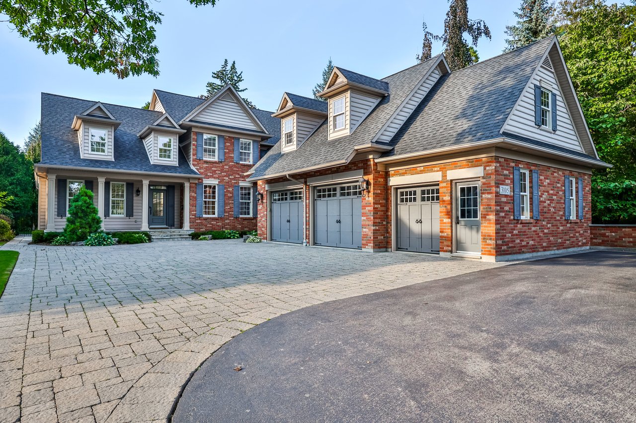 3105 Lakeshore Road, Burlington