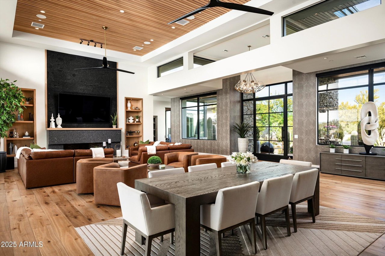 8328 E WHISPER ROCK TRL
