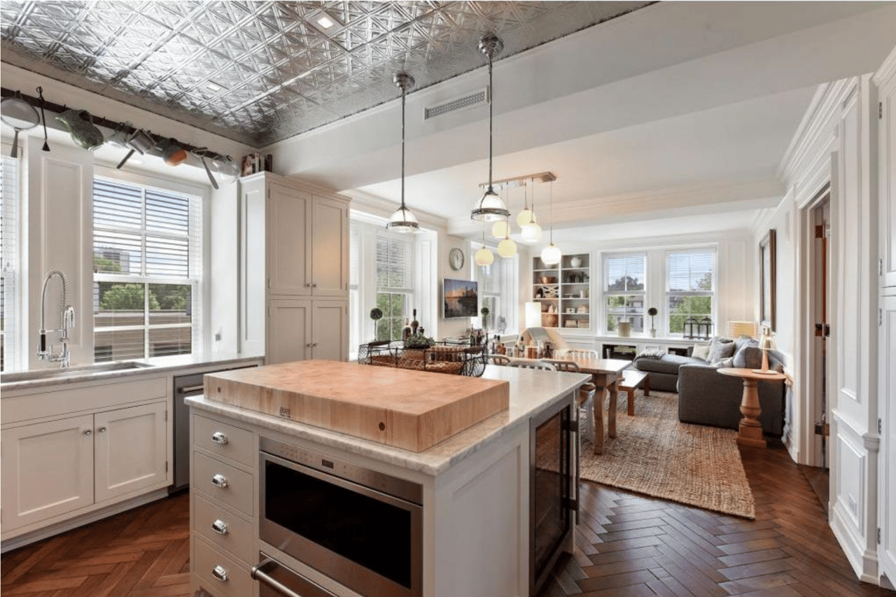 510 Groveland Avenue #304