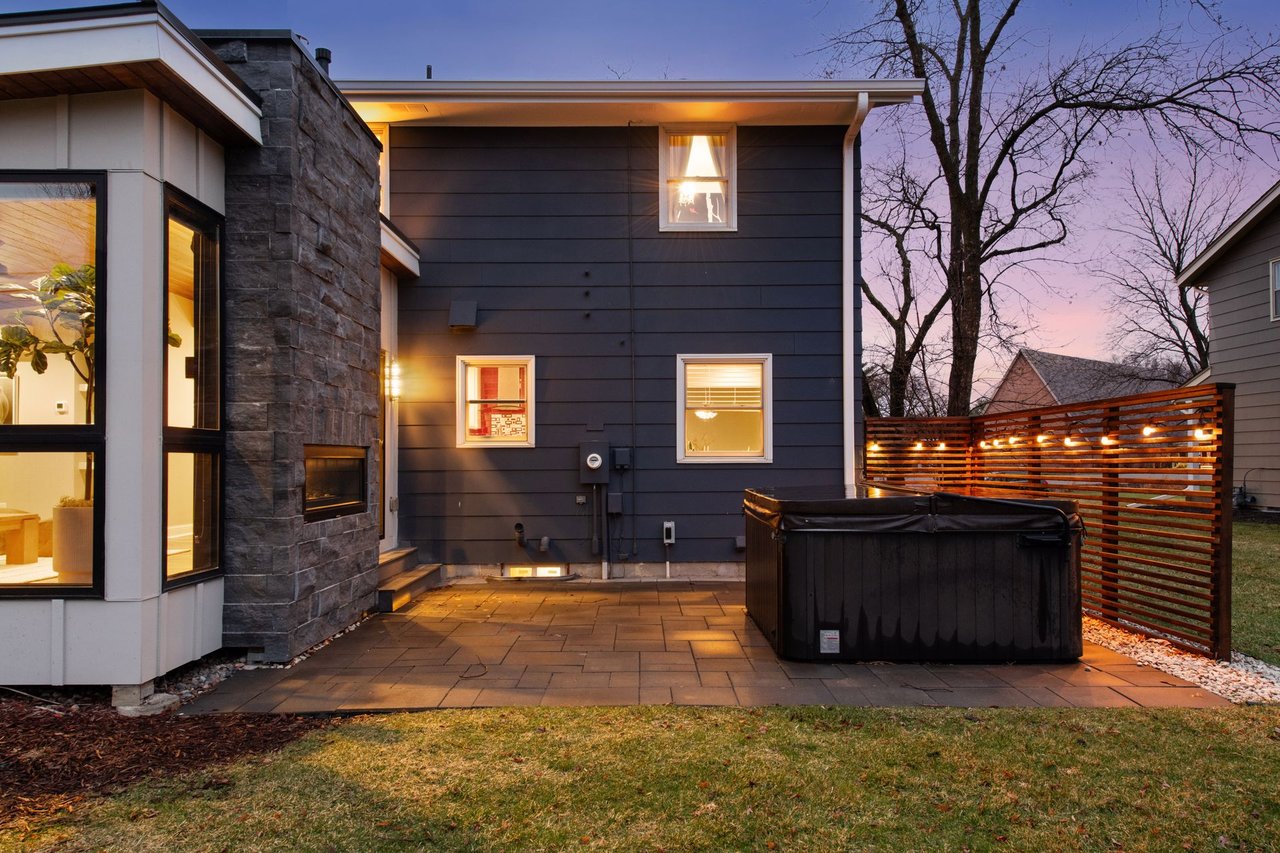 5932 Tamarac Ave, Edina