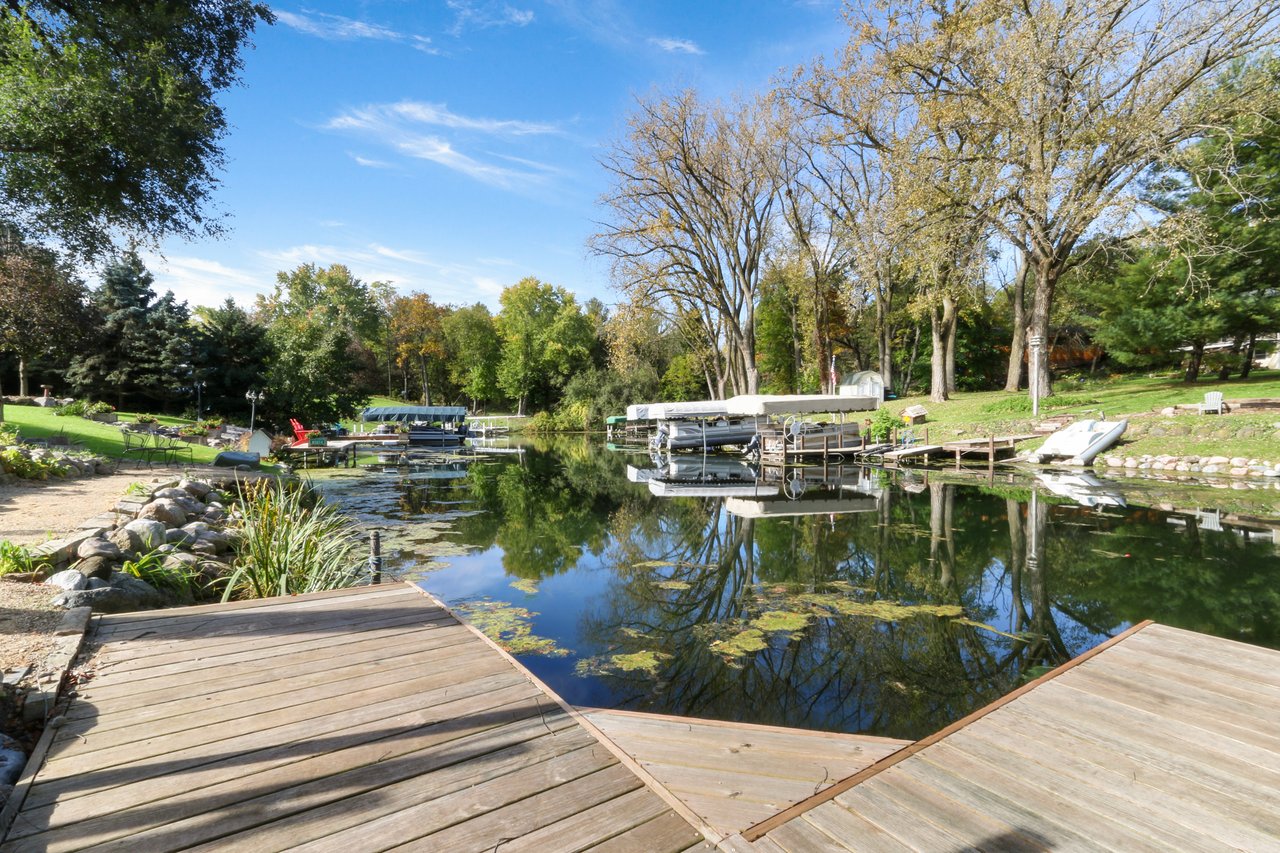 W5866 Bubbling Springs 