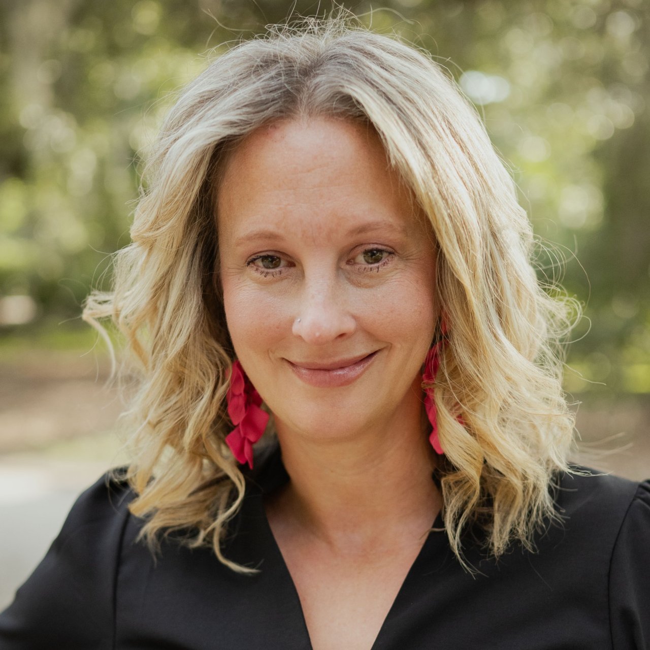 Amy Smith Charleston, SC Real Estate Agent Headshot
