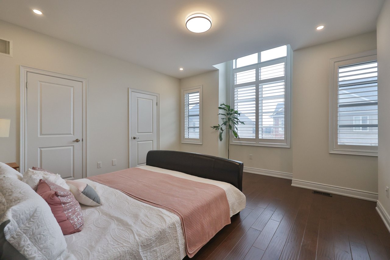 3191 Daniel Way, Oakville