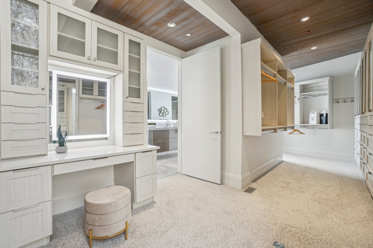 4141 E Canyon Estate Dr