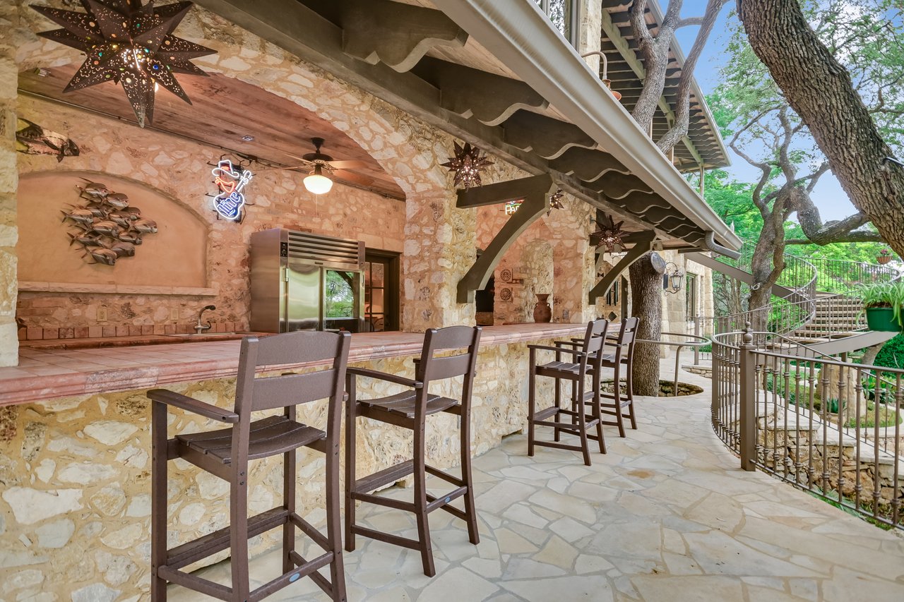 3601 Toro Canyon Rd