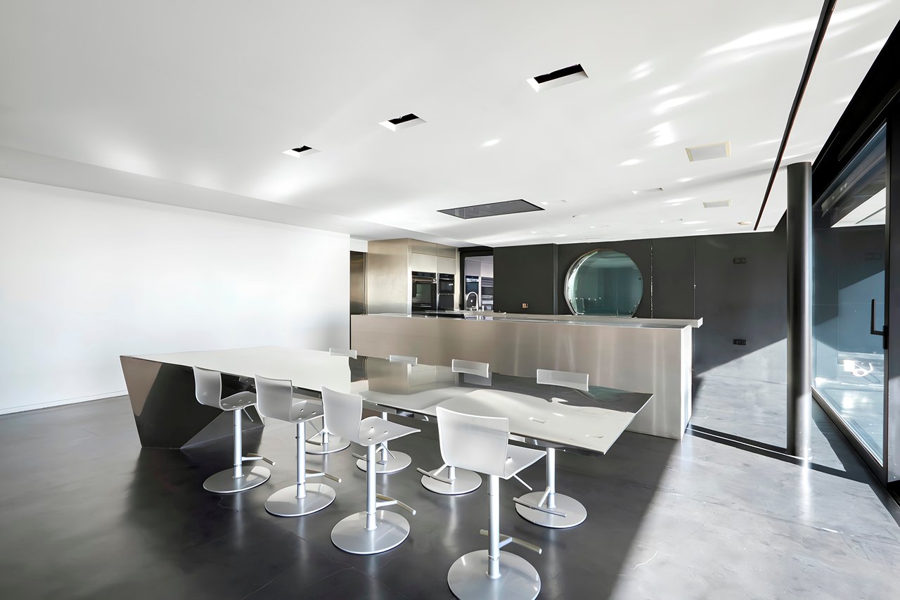 Barcelona Contemporary Villa