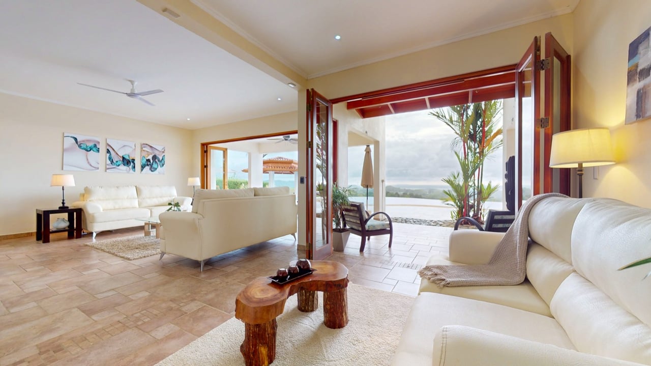 Ocean-View Luxury Home in Ojochal with Sunset Views and Retreat Potential