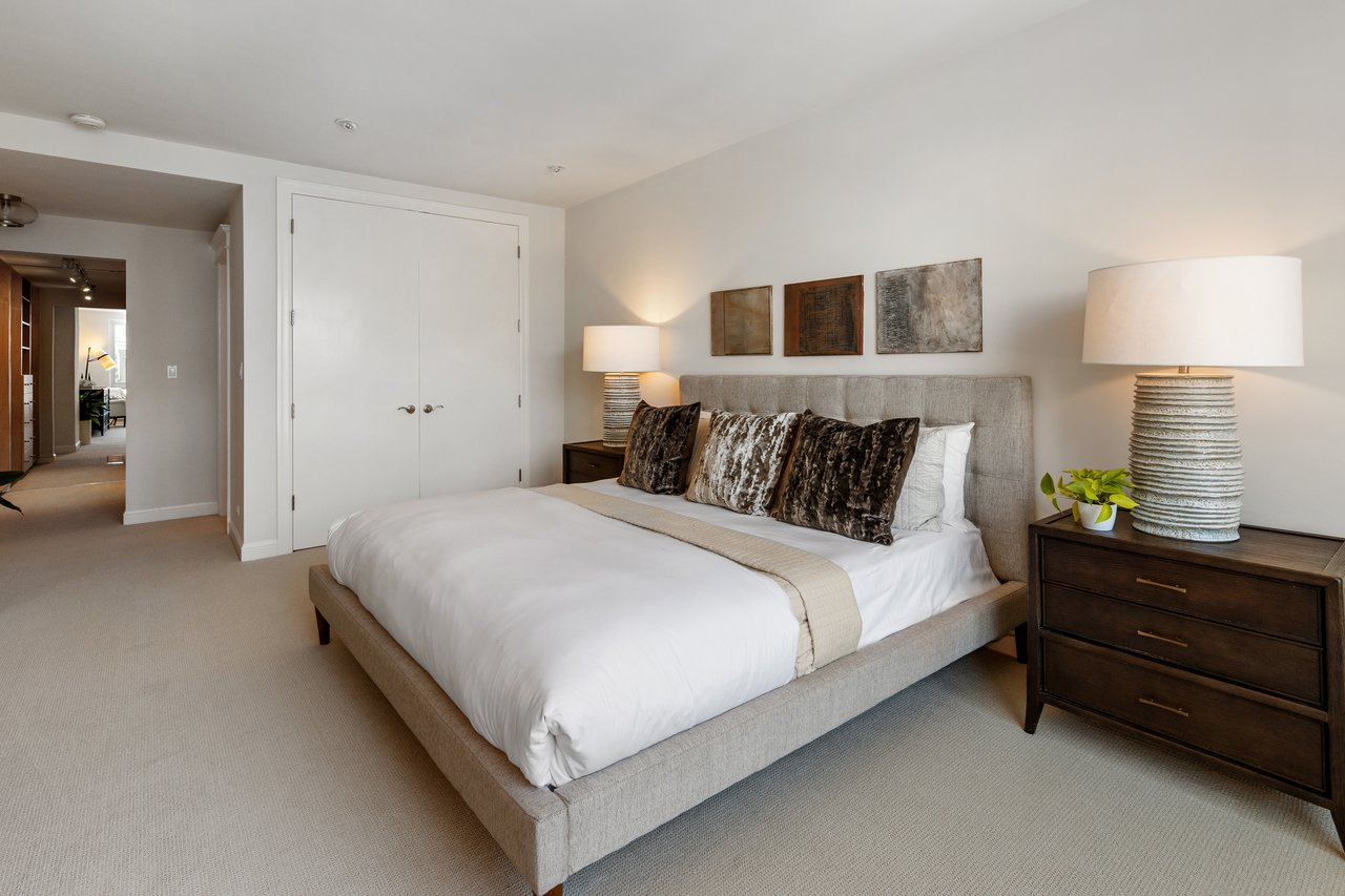 Renovated Corner Three-Bedroom at 1200 California