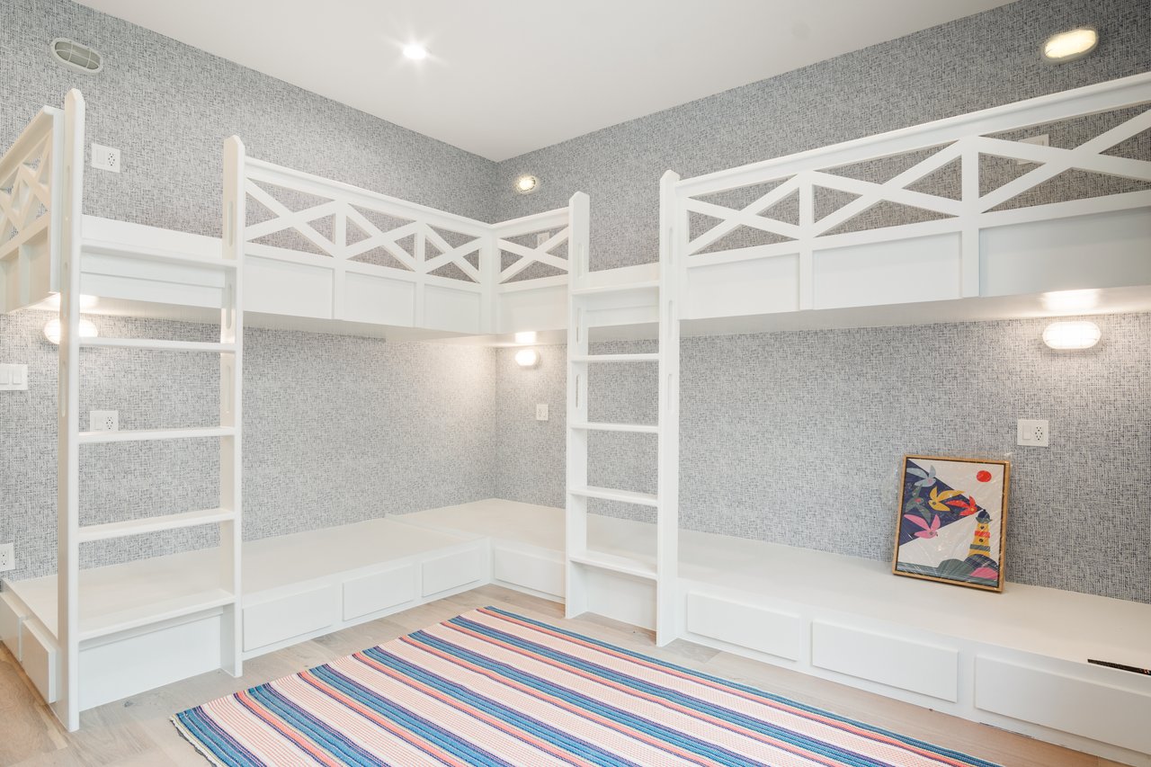 221 Teakwood Drive, Port Aransas, TX 78373